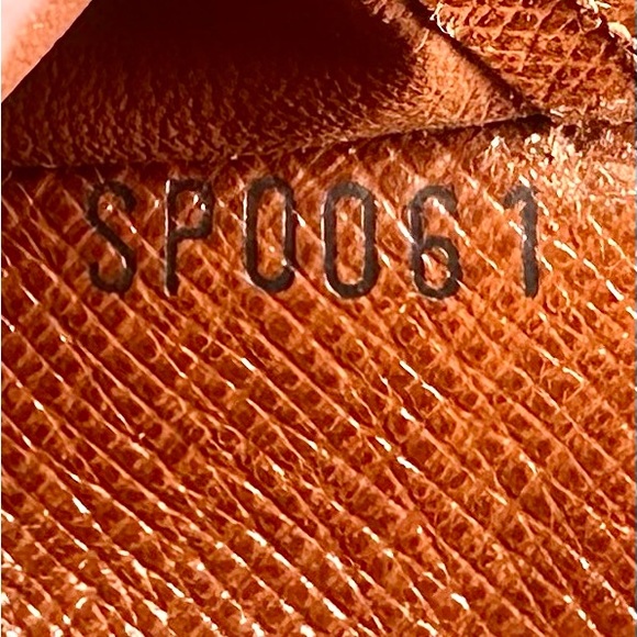 Louis Vuitton Monogram Etui wallet authentic very good condition SP0061 - Picture 3 of 14
